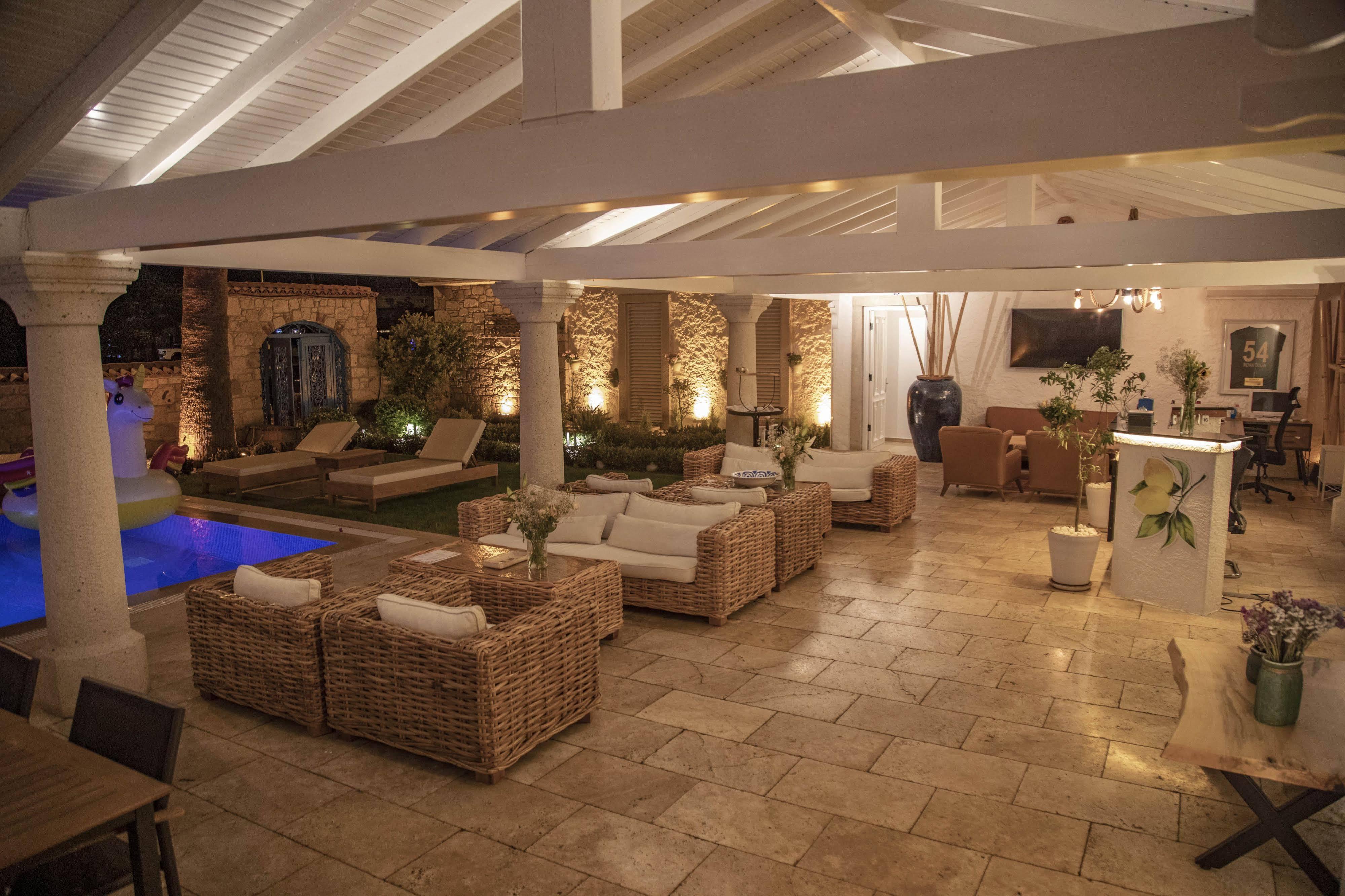 Alacati Limonaia Hotel Экстерьер фото