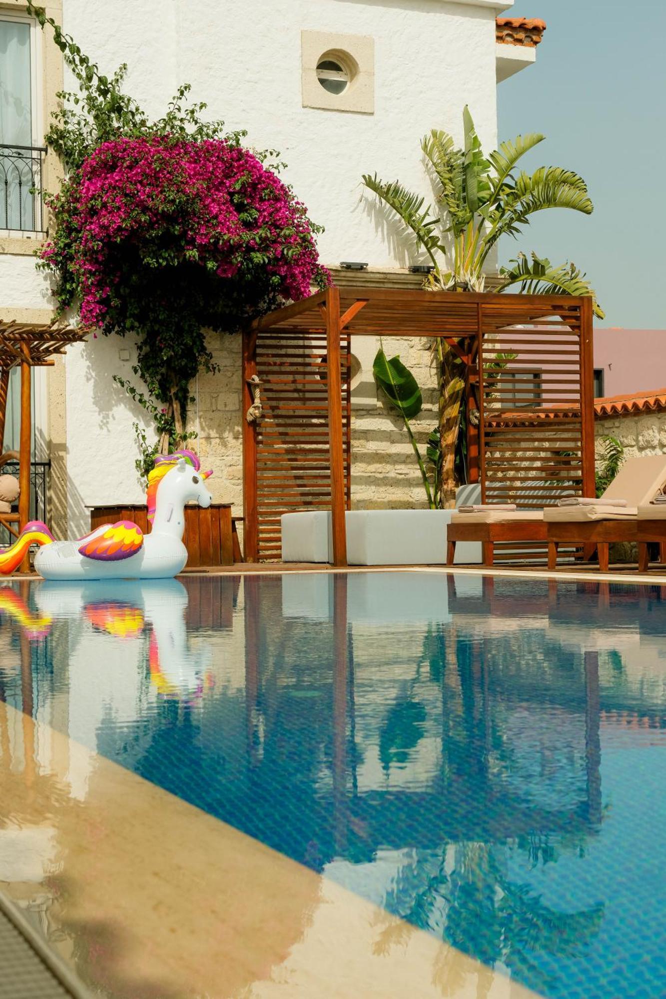Alacati Limonaia Hotel Экстерьер фото